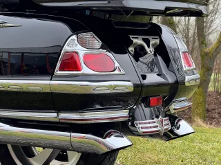 928 (5)