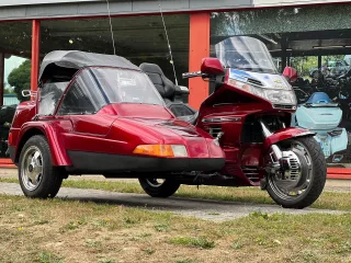 859 (1)