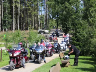 068_202308-GWCD4SterneTourT