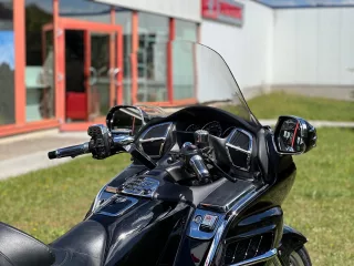 62 (5)