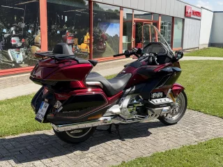 01 (4)