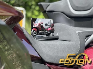 Edition 50 Rot (15)