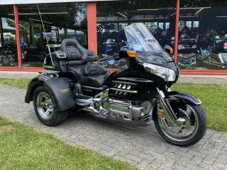 20220527_093640874_iOS