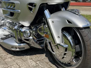 368 (10)