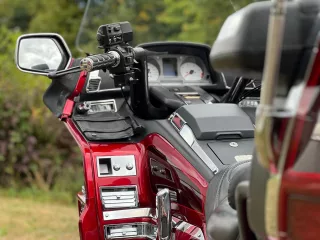 859 (8)