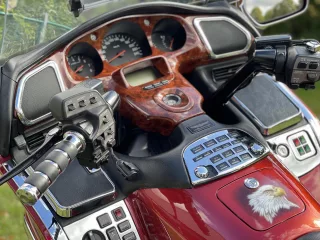 918 (15)