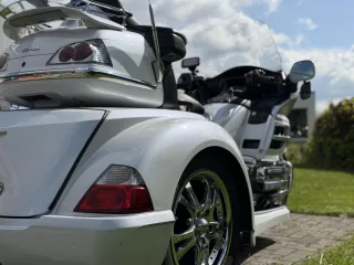 301 (7)