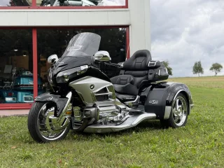 794 (9)