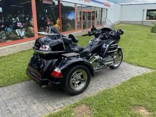 20220527_093647013_iOS