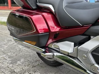 76 (9)